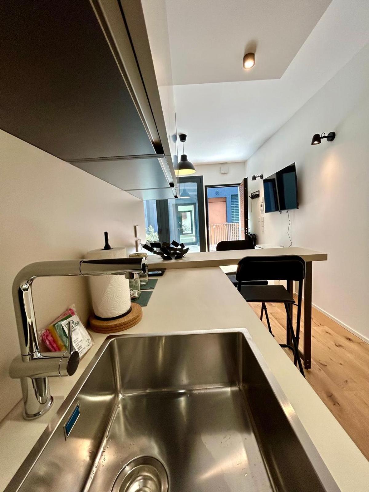 Kibilu Luxury Apt With Terrace, Isola District And Near Garibaldi Station Milánó Kültér fotó