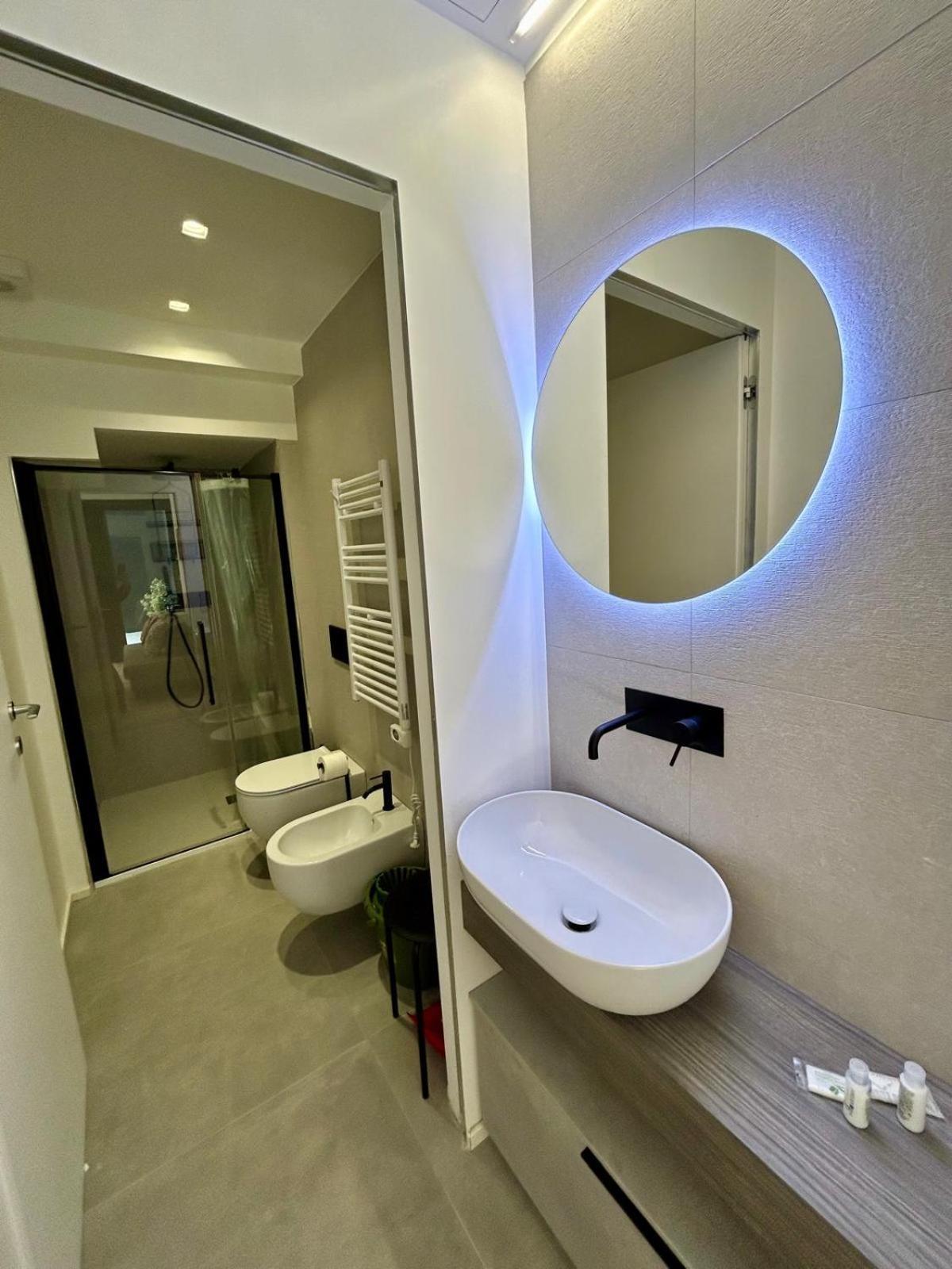 Kibilu Luxury Apt With Terrace, Isola District And Near Garibaldi Station Milánó Kültér fotó