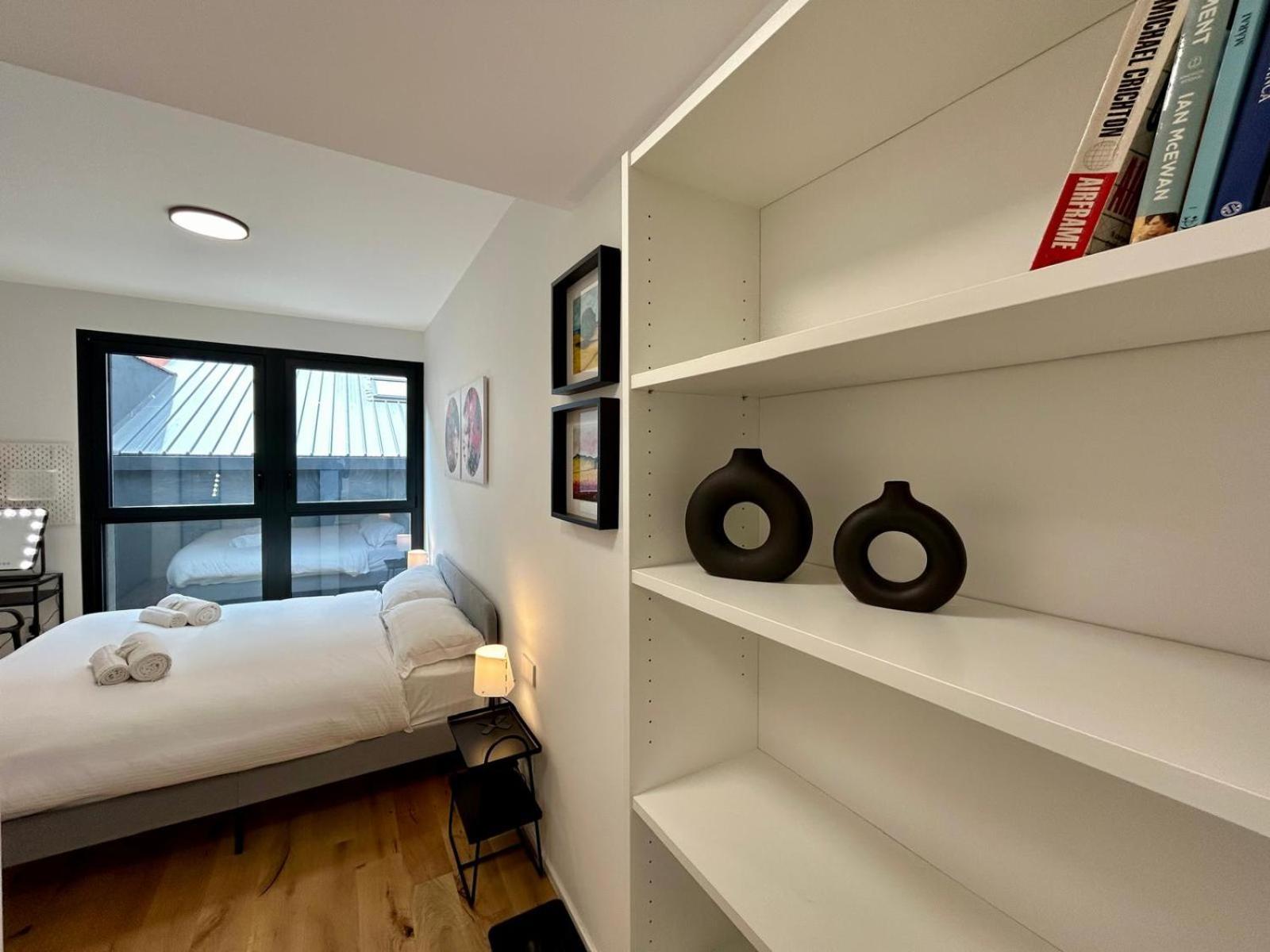 Kibilu Luxury Apt With Terrace, Isola District And Near Garibaldi Station Milánó Kültér fotó