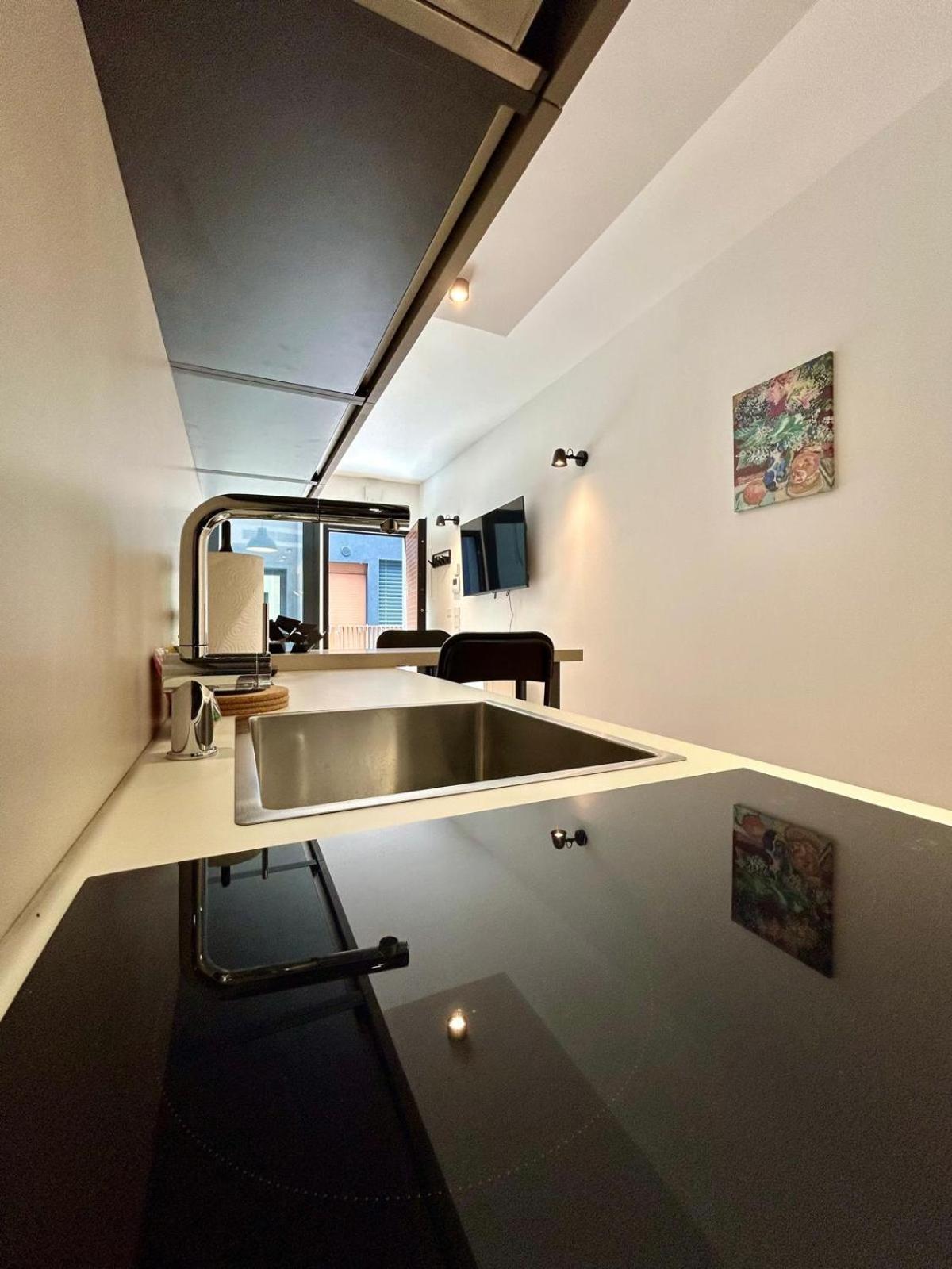 Kibilu Luxury Apt With Terrace, Isola District And Near Garibaldi Station Milánó Kültér fotó