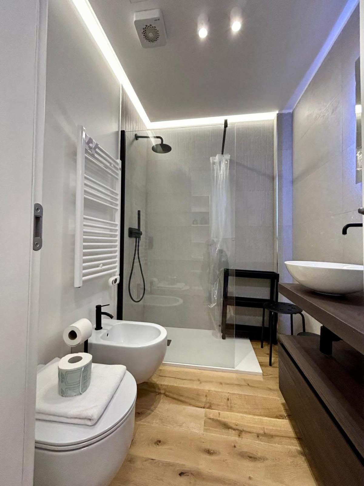 Kibilu Luxury Apt With Terrace, Isola District And Near Garibaldi Station Milánó Kültér fotó